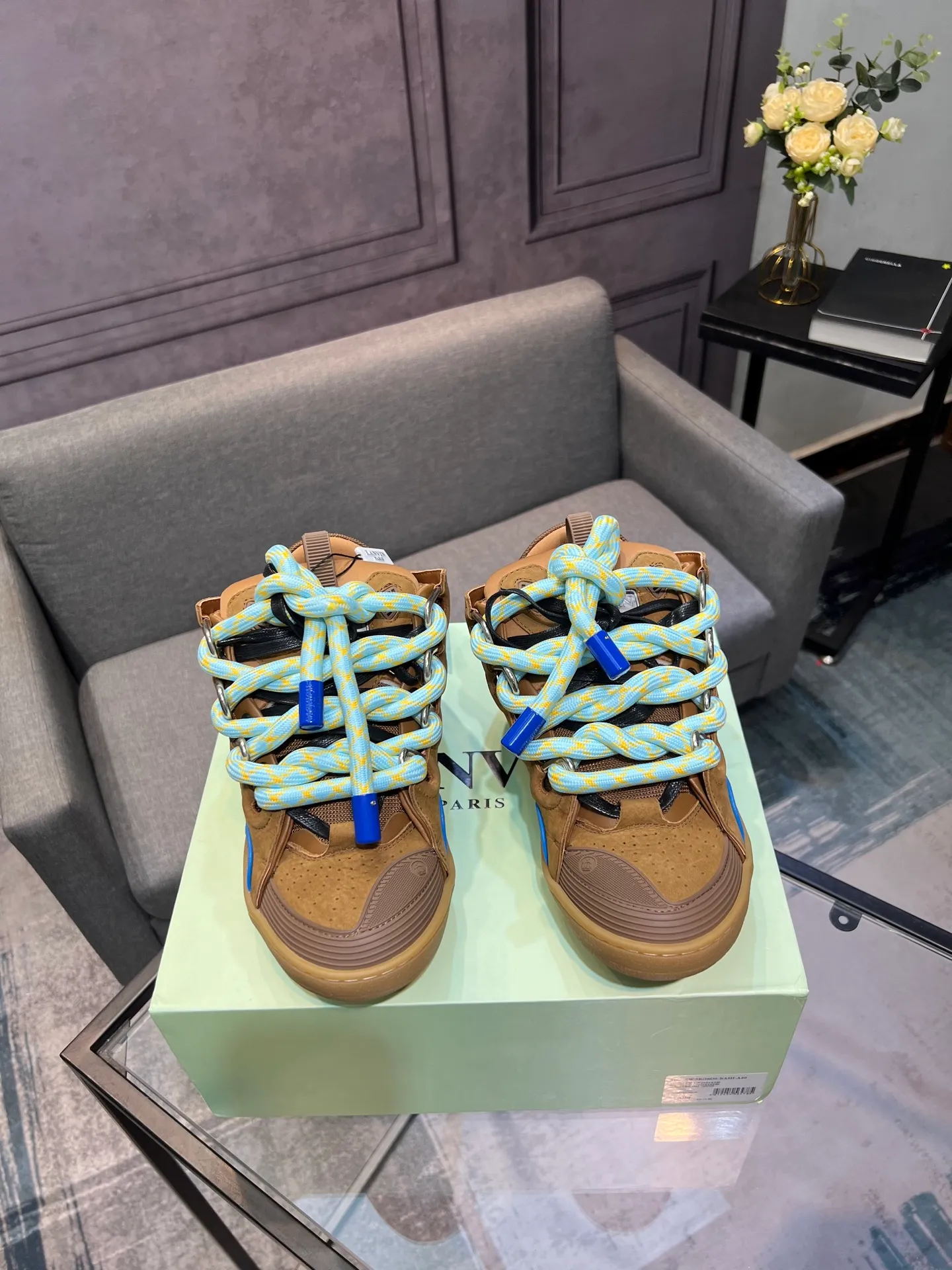 Men's men's shoes💰780 [LANVIN] Latest lace-up fashionable casual sneakers for couples High-quality CLAY couple series‼ ️ The latest trendy products of the season 🌈Many bloggers have planted grass and purchased the original open-mold customization. The upper and outsole are sewn with mark threads without edge sealing. Multiple material splicing combination design. Very versatile for fashionable and casual wear. Comfortable on the feet. Recommended for self-retention (upper cowhide + cow suede + breathable mesh) inner foot pad cowhide exclusive original open-mold clear logo rubber outsole ⚠️36-44 yards (45 custom-made)